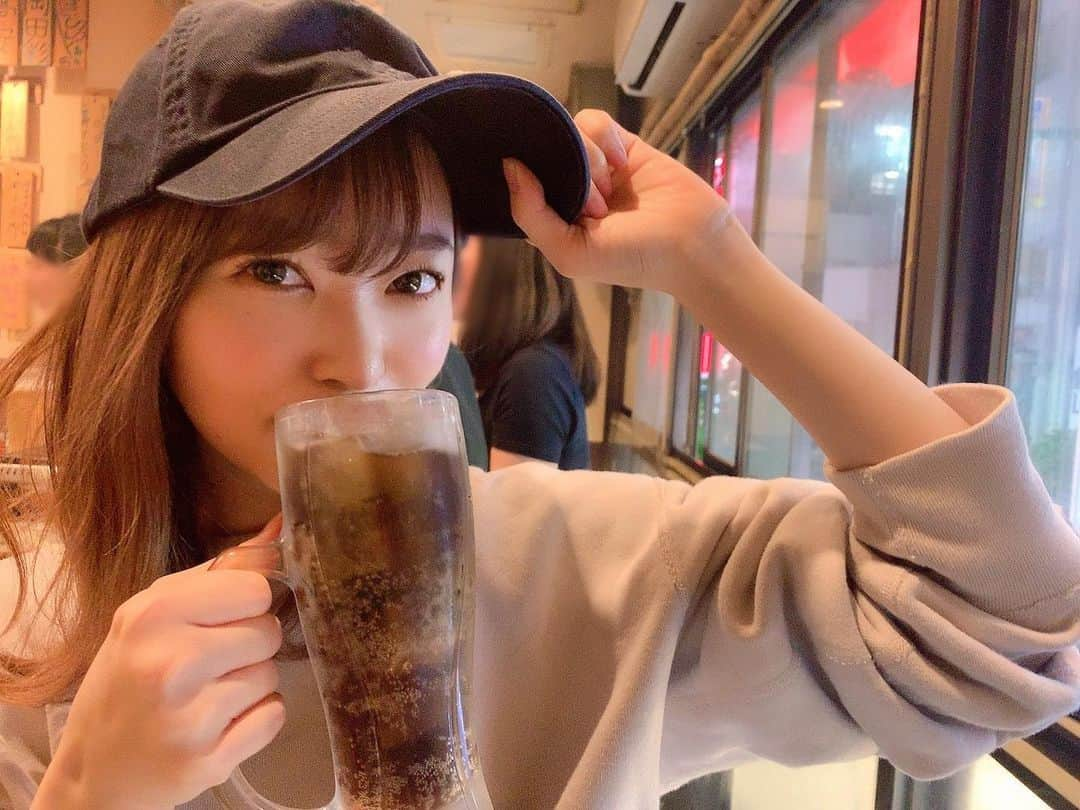 指原莉乃さんのインスタグラム写真 - (指原莉乃Instagram)「最近は飲むときはコークハイです！  #そんなことよりカラコンはデートトパーズ #プロデュースしてるカラコン #何飲んでるかとかじゃなくて #カラコン宣伝 #一番ナチュラルなのはデートトパーズ #物足りなければストロベリークォーツ #ゴリゴリ宣伝 #爆売れ」5月23日 21時50分 - 345insta