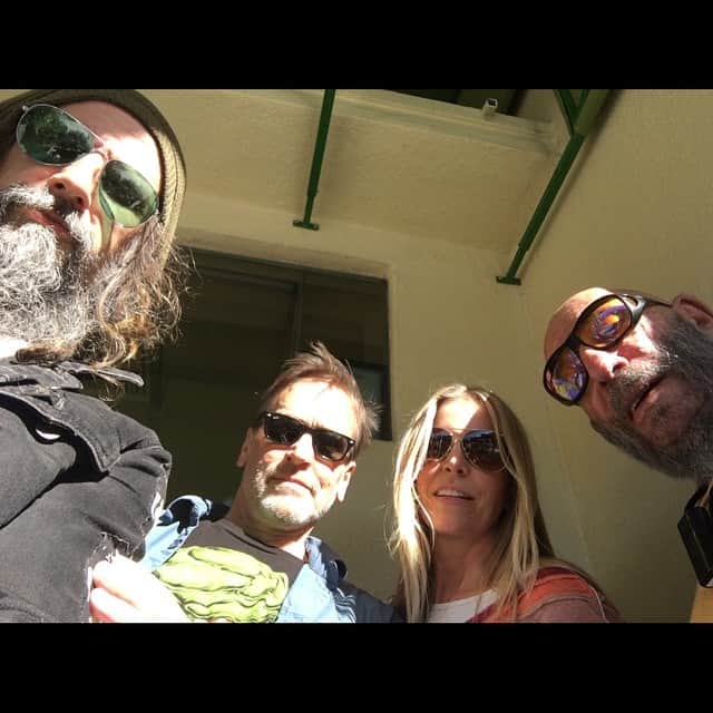 ロブ・ゾンビのインスタグラム：「Flashback to March 7, 2017. I gather the Rejects for lunch at Real Food Daily in LA to discuss making another film. Almost exactly one year later we were. #threefromhell #robzombie #sherimoonzombie #billmoseley #sidhaig #thedevilsrejects #houseof1000corpses #freethethree」