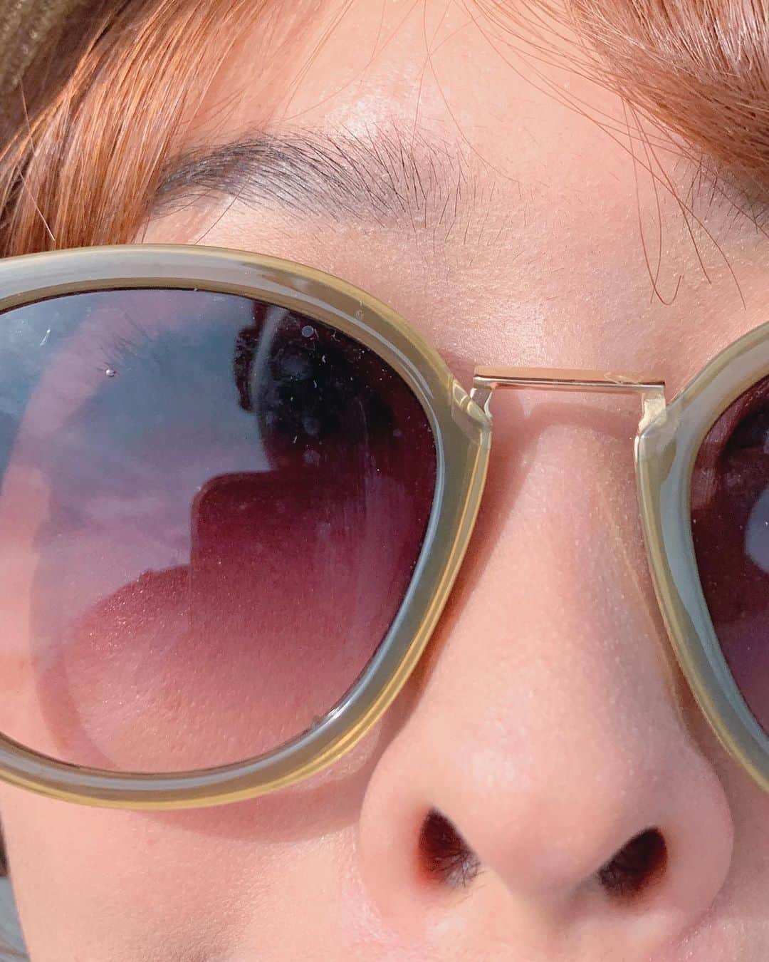 郭圈圈さんのインスタグラム写真 - (郭圈圈Instagram)「近期的小願望：想野餐🥺 上週六去漢江走走 （住在江南的我們離漢江超近！公車一站就到了！）到了後覺得好久沒有到大自然景點～然後看到好多小帳篷野餐覺得好好玩好悠閒好開心🥰 很多家庭、好姐妹、情侶在野餐～ 天氣不冷也不熱 暖暖的太陽搭配微涼的風～舒服！ 附近有一間炸雞店就點了店員推薦的餐 結果很普通 肉還有點柴 不浪費食物的男友與我很努力的全部吃光光⋯ 吃完才發現攤販也開了～ 早知道等攤販開😝 - 全身outfit: @marumaru_lea_official . . . . . . . . . . . . .  #leainseoul#lea_korea#lea_outfit #ootd#style#outfit#bloggerstyle#ootdshare#ootdfashion#ootdstyle#ootdguide#ootdtaiwan#stylegram#ootdmagazine#personalstyle#lookoftheday#springlook#seoul#seoulcafe#seoulstreet#カフェ#韓國首爾#hanriver#漢江#casualstyle#picnic #圈圈去韓國🇰🇷」5月23日 23時49分 - helloiamlea
