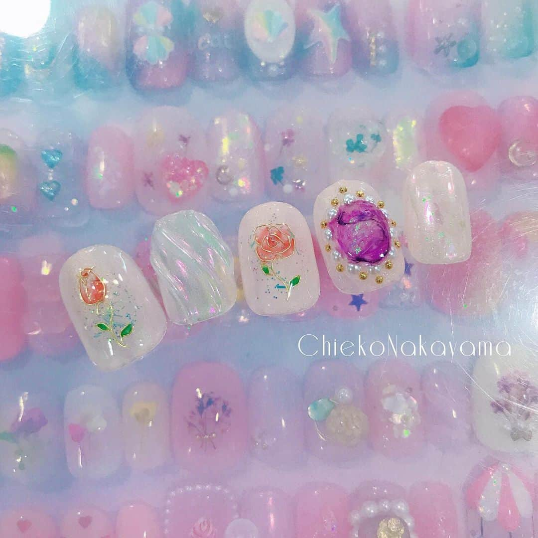 なかやまちえこさんのインスタグラム写真 - (なかやまちえこInstagram)「2018.05.23 nailschool tricia⠀ 生徒さんの作品も撮らせて頂きました！⠀ みんな上手でさすがでした😁😁😁✨🙌🙌💓 #ジェルアートレッスン #tricia #nailschool #ネイルスクール #トリシア #表参道 #ネイルスクールトリシア #ネイルスクールtricia #ワイヤーアート⠀ ♡次回は6/28！外部生の方も有料ですがご受講できます♡⠀ お問い合わせ☎️03-6419-7314⠀ @nailschooltricia」5月23日 23時58分 - chiekonakayama