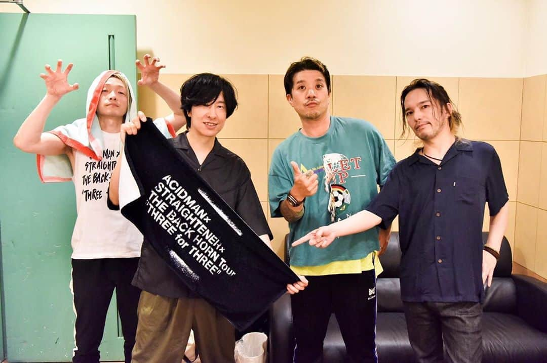 ホリエアツシさんのインスタグラム写真 - (ホリエアツシInstagram)「photo by Azusa Takada #ストレイテナー  #THREEforTHREE #ZeppNagoya」6月22日 3時21分 - a.horie