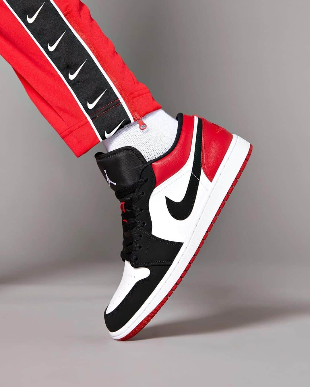 footasylum jordan 1