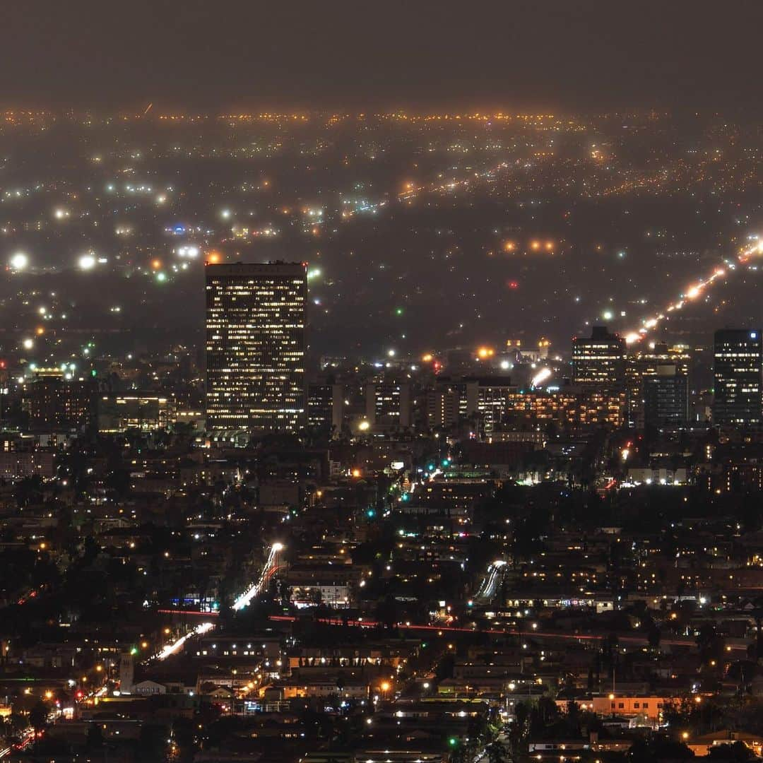 National Geographic Travelさんのインスタグラム写真 - (National Geographic TravelInstagram)「Photo by @BabakTafreshi | Light pollution is a serious matter that affects many of us, but very few are aware of it. Swipe left to see this panoramic view of Los Angeles at night–a city with more than 200,000 streetlights where 4,500 miles of streets are illuminated. We need artificial light for our modern urban life, but a large amount of light is wasted towards the sky and horizon. There is a new generation who have never seen a natural night sky because of the artificial skyglow. Light pollution is not only an astronomer’s problem. It disrupts ecosystems and has health effects on humans, especially when we are exposed to the new, popular blue-rich LEDs. I’m on a long-term project to document the impact of artificial lights and the value of natural nights. Explore The World at Night with me @babaktafreshi. #saveournightsky #lightpollution #losangeles #twanight」6月22日 3時33分 - natgeotravel