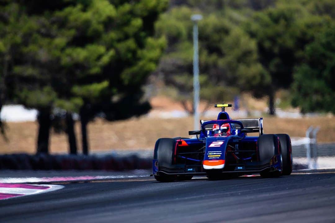 松下信治のインスタグラム：「P7...it wasn’t the cleanest session.. but pace was there and good position for tomorrow:) full focus for race1 👍...7番手でした。フロントローが可能な車でしたが、荒れた予選になってしまいました😕 しかし、明日のレースは戦える位置。上を目指し頑張ります。」