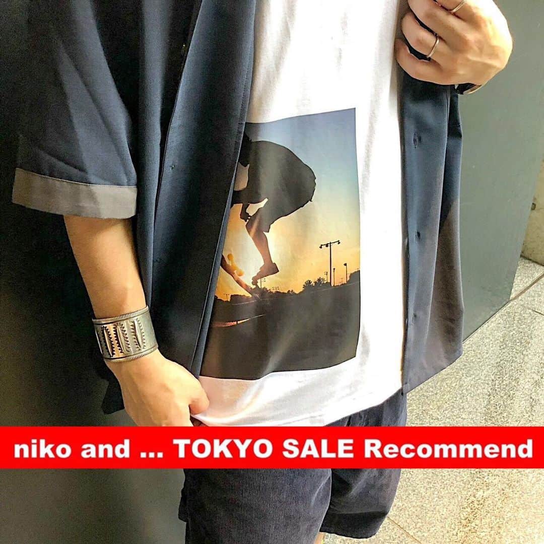 ニコアンドさんのインスタグラム写真 - (ニコアンドInstagram)「【niko and ... TOKYO SALE Recommend】﻿﻿ ﻿﻿ ﻿niko and ... TOKYOがご紹介する、サマーセール対象商品のスタイリングです！  人気アイテムや夏の新作も、﻿ お求めやすい価格となっております！﻿ ﻿ ぜひこの機会にお越しくださいませ！﻿ ﻿﻿ niko and ... TOKYO summer sale now on !﻿ ﻿ ﻿ ・Tops ¥3,600 +TAX →30%OFF ・Shirt ¥4,900 +TAX →30%OFF ﻿・Pants ¥4,900 +TAX →40%OFF  TOP(@nikoandtokyo ) ﻿﻿﻿﻿ ﻿﻿﻿﻿ #nikoand #nikoandtokyo #harajuku #jingumae #tokyo #東京 #japan #日本 #渋谷 #原宿 #表参道 #shibuya #明治神宮前#omotesando #tokyotrip #東京観光 #ニコアンド #ニコアンドトーキョー #菅田将暉 #小松菜奈 #サマーセール #summersale」6月21日 20時17分 - nikoandtokyo