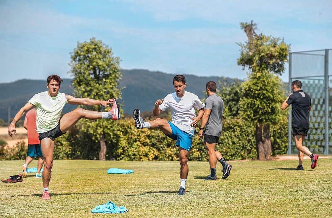 イバイ・ゴメスのインスタグラム：「La importancia de disfrutar con lo que hacemos 🏃🏼‍♂️ ¡Y con @bokrkic es imposible no disfrutar! 🕺🏼 📸: @sportvalen」