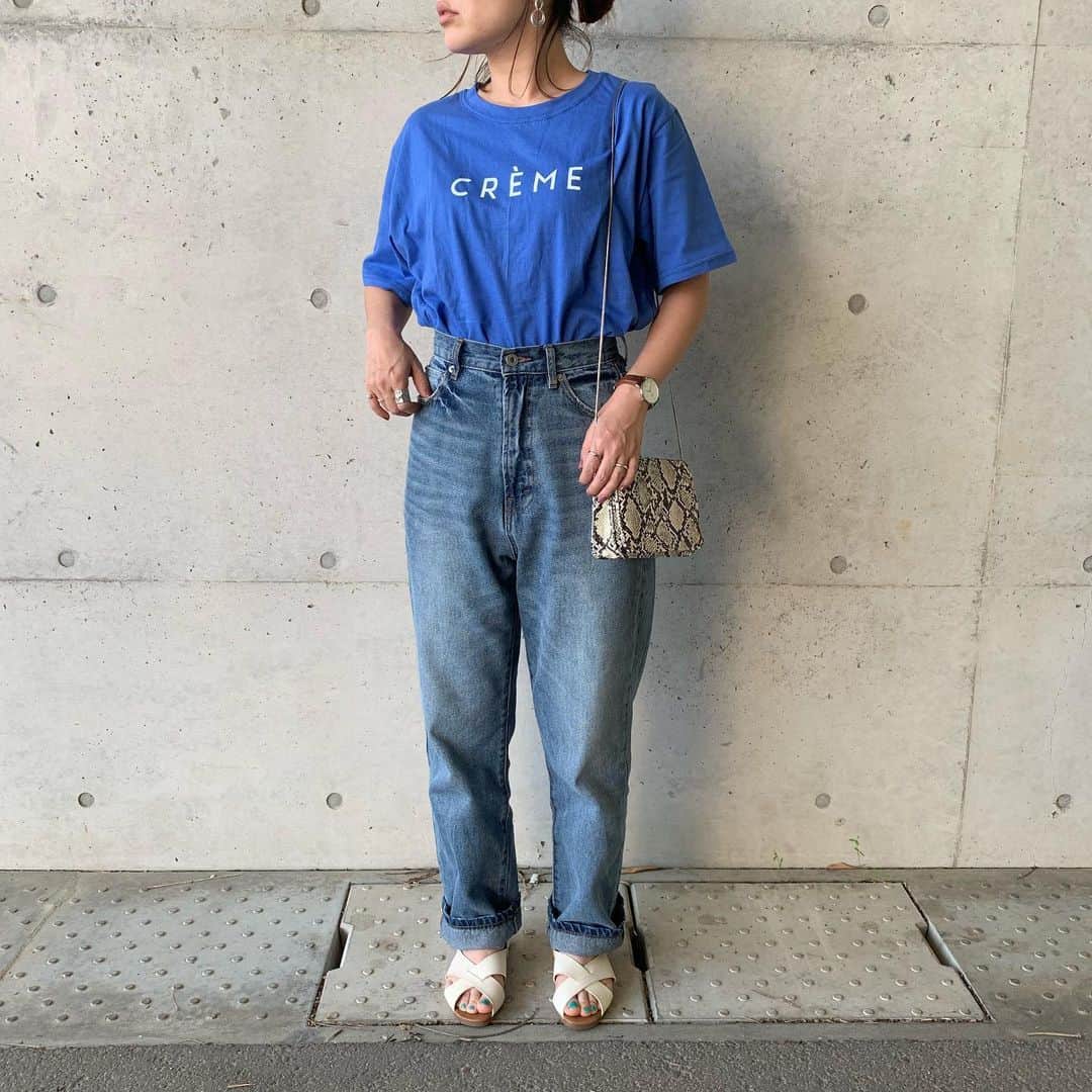 くんちゃんさんのインスタグラム写真 - (くんちゃんInstagram)「・ ・ ・ @shop_realstyle さんのCREMEロゴTシャツ。 ・ このブルー可愛んだなぁ𓀉𓀉 ・ ・ #リアスタ ・ ・ 楽天マラソン 6/21 20:00〜6/26 01:59までやってるよ！ ・ CREMEロゴTシャツが 1680円→300円オフの1380円!!! ・ 他のカラーも可愛かったから色違いでほしいわ𓂅𓂅 ・ トップURLから商品ページに飛べます！ ・ ・ ・ ・ #ロカリ#ママリ#ママコーデ#お洒落な人と繋がりたい#おしゃれさんと繋がりたい#プチプラ#プチプラファッション#プチプラコーデ#おちびコーデ#おちびさんと繋がりたい#mamagirl#mineby3mootd#スナップミー#ootd#ootdfashion」6月21日 20時35分 - kunchan1203