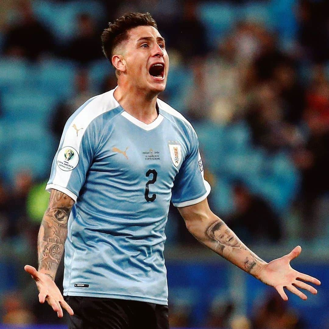 LFPさんのインスタグラム写真 - (LFPInstagram)「PASSION 🇺🇾 • #Giménez #Uruguay #Passion #LaLiga #LaLigaSantander」6月21日 20時54分 - laliga