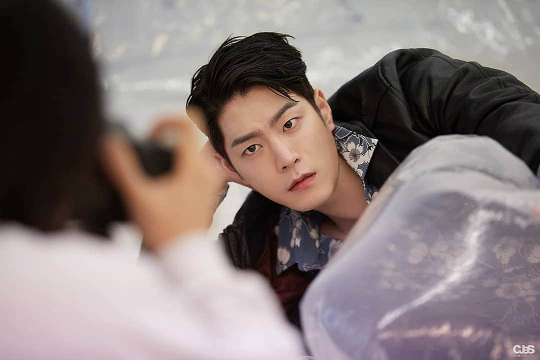 Just a girlさんのインスタグラム写真 - (Just a girlInstagram)「Hong Jong Hyun @hjonghyun ❤ For ARENA HOMME Magazine June Issue (+Behind-the-Scene) . . . . . . #홍종현 #HongJongHyun #koreanboy #kactor #koreandrama #koreanactor #맞팔 #셀스타그램 #셀카 #얼스타그램 #데일리 #선팔 #인스타그램  #l4l #f4f  #like4like  #おしゃれ #オシャレ #いいね返し #フォロー #韓国人 #韓国 #セルカ #自撮り #ファッ」6月21日 22時00分 - cecithegirl