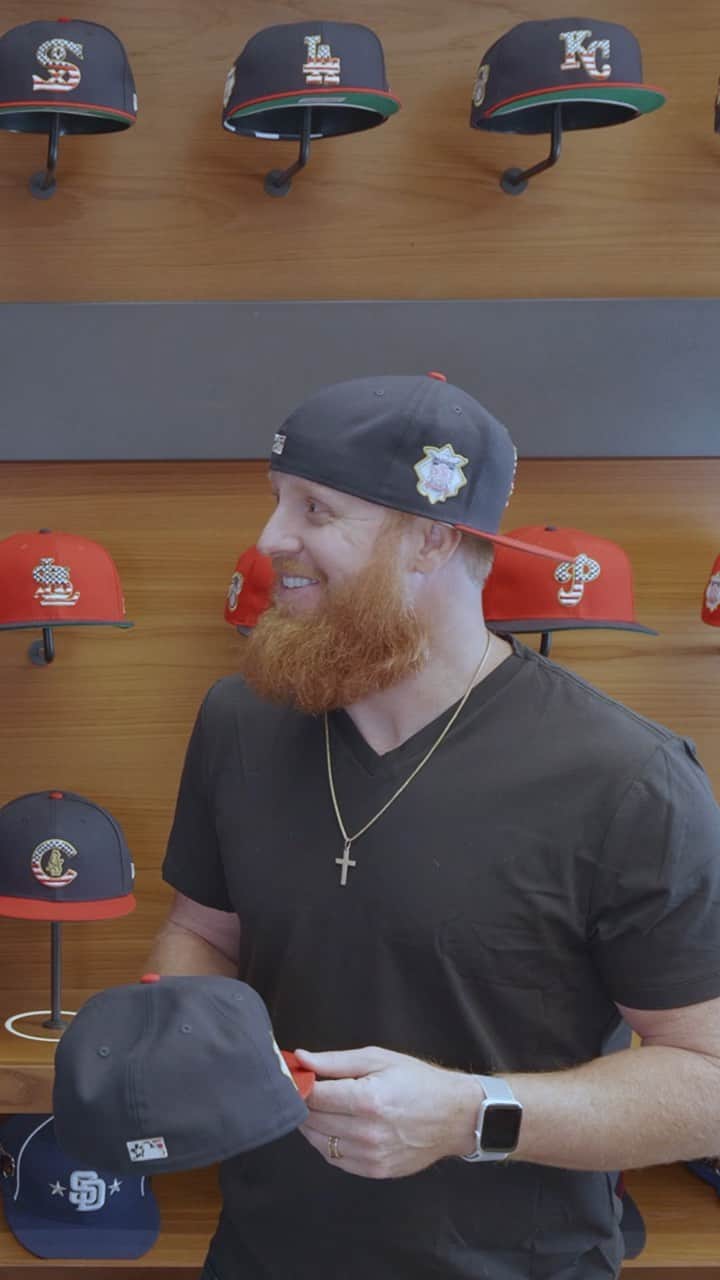 ニューエラ・キャップのインスタグラム：「Welcome back to What’s New with New Era Cap, Episode 3. In this episode our host @_steezuschrist brings you up to speed on our newest collections, plus a visit from New Era Cap MLB Ambassador, Dodgers 3rd baseman, Justin Turner @redturn2. Shop now at neweracap.com and stay tuned for more episodes coming soon.」