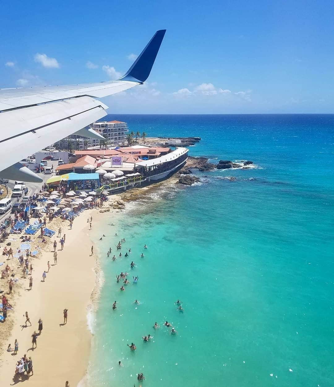 デルタ航空さんのインスタグラム写真 - (デルタ航空Instagram)「Summer has arrived and so have we. #SXM ⠀⠀⠀⠀⠀⠀⠀⠀⠀ Photo: @torchbct」6月21日 23時00分 - delta