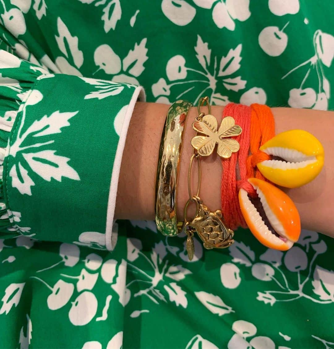 オーレリービダマンのインスタグラム：「Summer flower power 🌼 #aureliebidermann #summer」