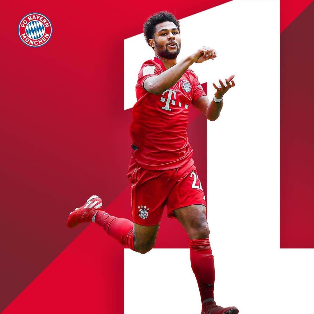 バイエルン・ミュンヘンさんのインスタグラム写真 - (バイエルン・ミュンヘンInstagram)「Your #FCBayern PLAYER OF THE SEASON - @sergegnabry! ⚡👨‍🍳👏 #MiaSanMia . . #Football #Futbol #Soccer #Futebol」6月21日 23時12分 - fcbayern