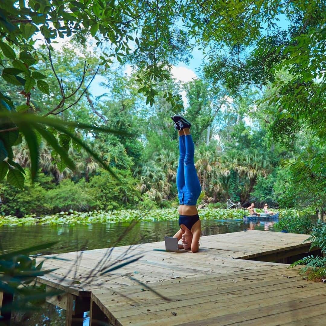 Lenovoさんのインスタグラム写真 - (LenovoInstagram)「Have a balanced weekend. #InternationalYogaDay #Yoga #Balance」6月21日 23時15分 - lenovo