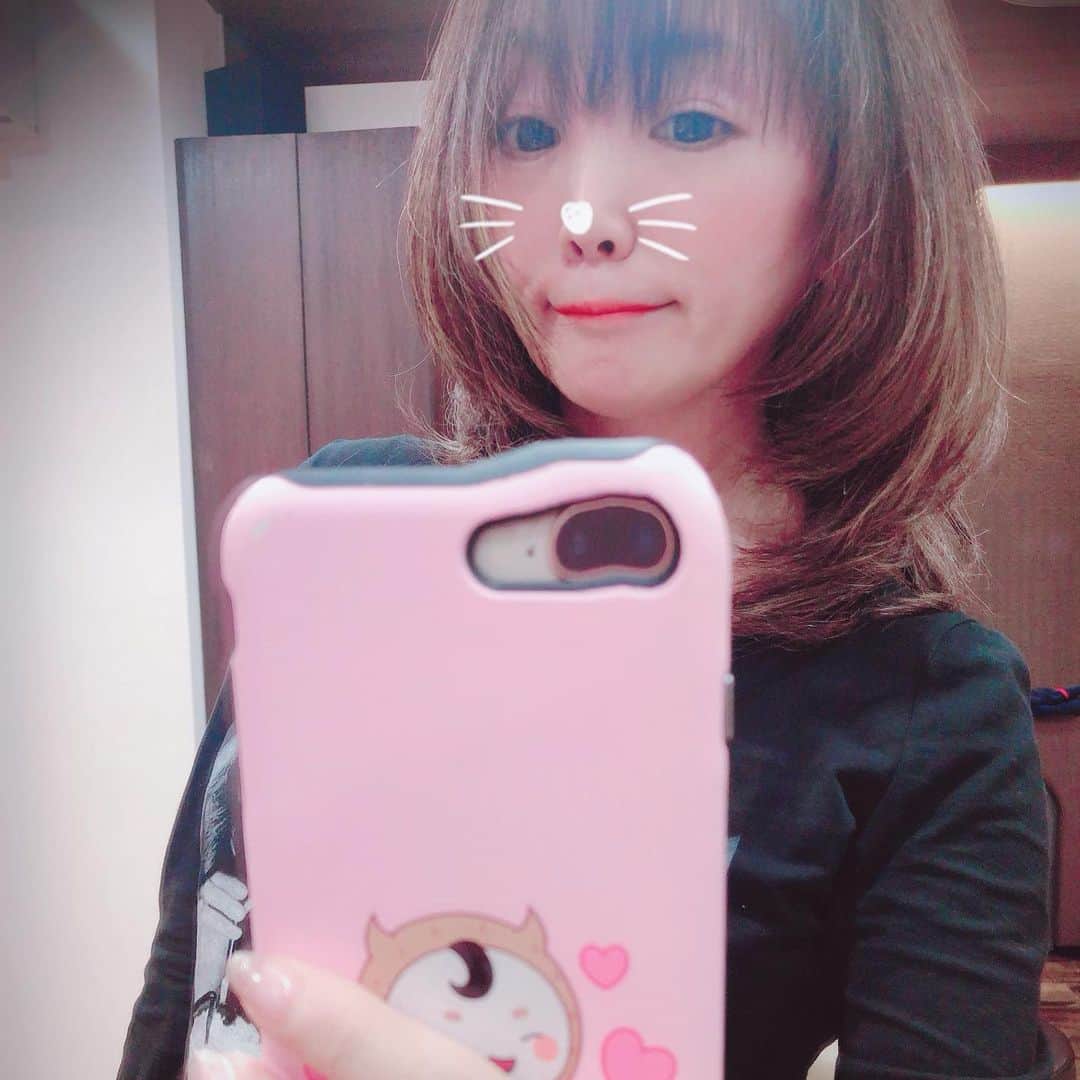 奥井雅美さんのインスタグラム写真 - (奥井雅美Instagram)「ランティス祭りもあることだし テンションあげるためにエステに行き、髪を切りましたっ💇‍♀️ あーすっきり✨ あ、もう寝ないと起きれないや。 おやすみなさーい🌙」6月21日 23時20分 - masamiokui