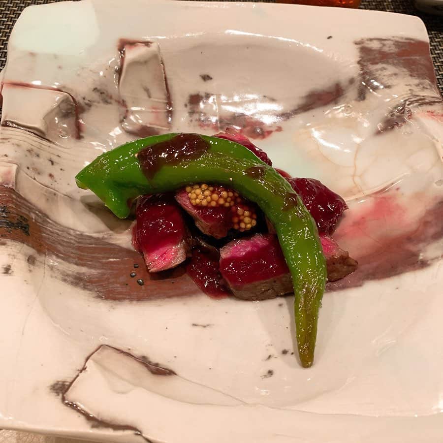 八軒あやねのグルメインスタ