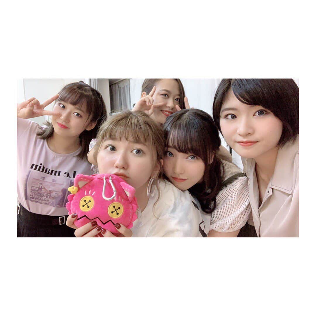 ANGERMEさんのインスタグラム写真 - (ANGERMEInstagram)「ニコ生見てくれた皆さんありがとうございました！ 2時間の生実況楽しかったです😂 モーニング娘。'19の15期メンバー明日発表！楽しみですね😜✨ あ、私は15期メンバーではなかったみたいです 笑笑  #アンジュルム #ANGERME#竹内朱莉  #モーニング娘19 #morningmusume19 #譜久村聖 #小田さくら #野中美希 #加賀楓 #ニコ生 #15期」6月21日 23時45分 - angerme_official