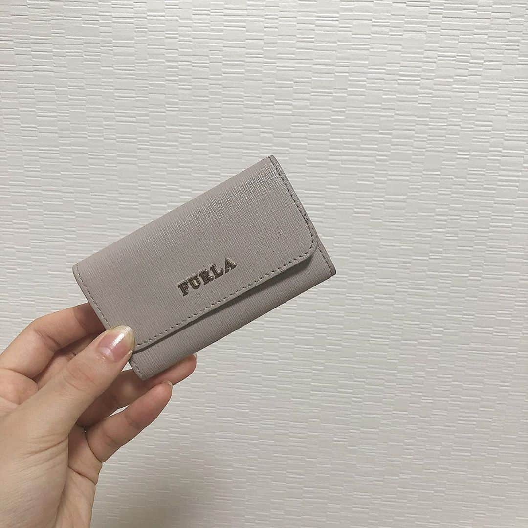 渋谷凪咲さんのインスタグラム写真 - (渋谷凪咲Instagram)「Key Case🗝 . . お姉ちゃんと一緒に選んだ、お気に入り☺️ . くすんだベージュっぽい感じなんですが 分かりにくいかな？ . . #furla #キーケース」6月22日 0時31分 - nagisa_nikoniko