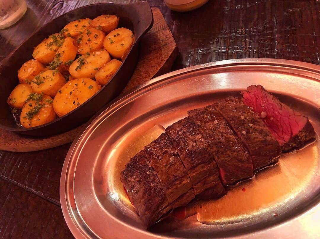 興梠友理のグルメインスタ