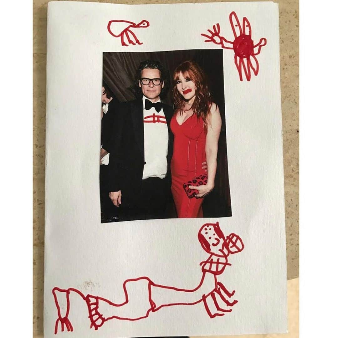 シャーロット・ティルベリーさんのインスタグラム写真 - (シャーロット・ティルベリーInstagram)「Thank you to my darling son Valentine for this lovely anniversary card, I particularly love his application of lipstick!💄 Happy Anniversary to my gorgeous husband @georgewaud, thank you for always making me laugh!!❤️💋🌟💫💞」6月22日 0時39分 - charlottetilbury