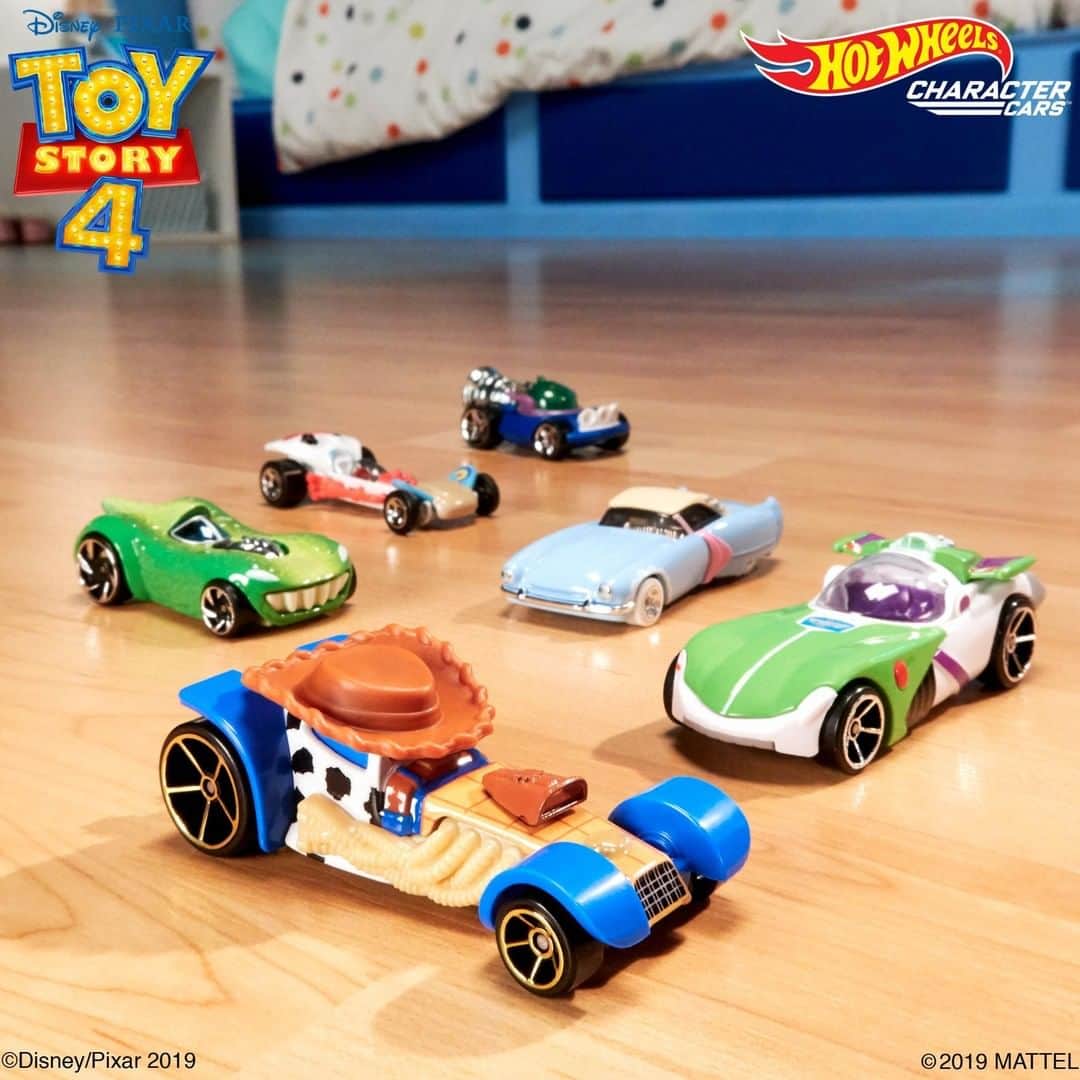 Hot Wheelsさんのインスタグラム写真 - (Hot WheelsInstagram)「Today’s the day! We’re making a pit stop to watch Disney•Pixar’s #ToyStory4 with all of our friends by our side. 🎥🎟 #HotWheels」6月22日 0時41分 - hotwheelsofficial