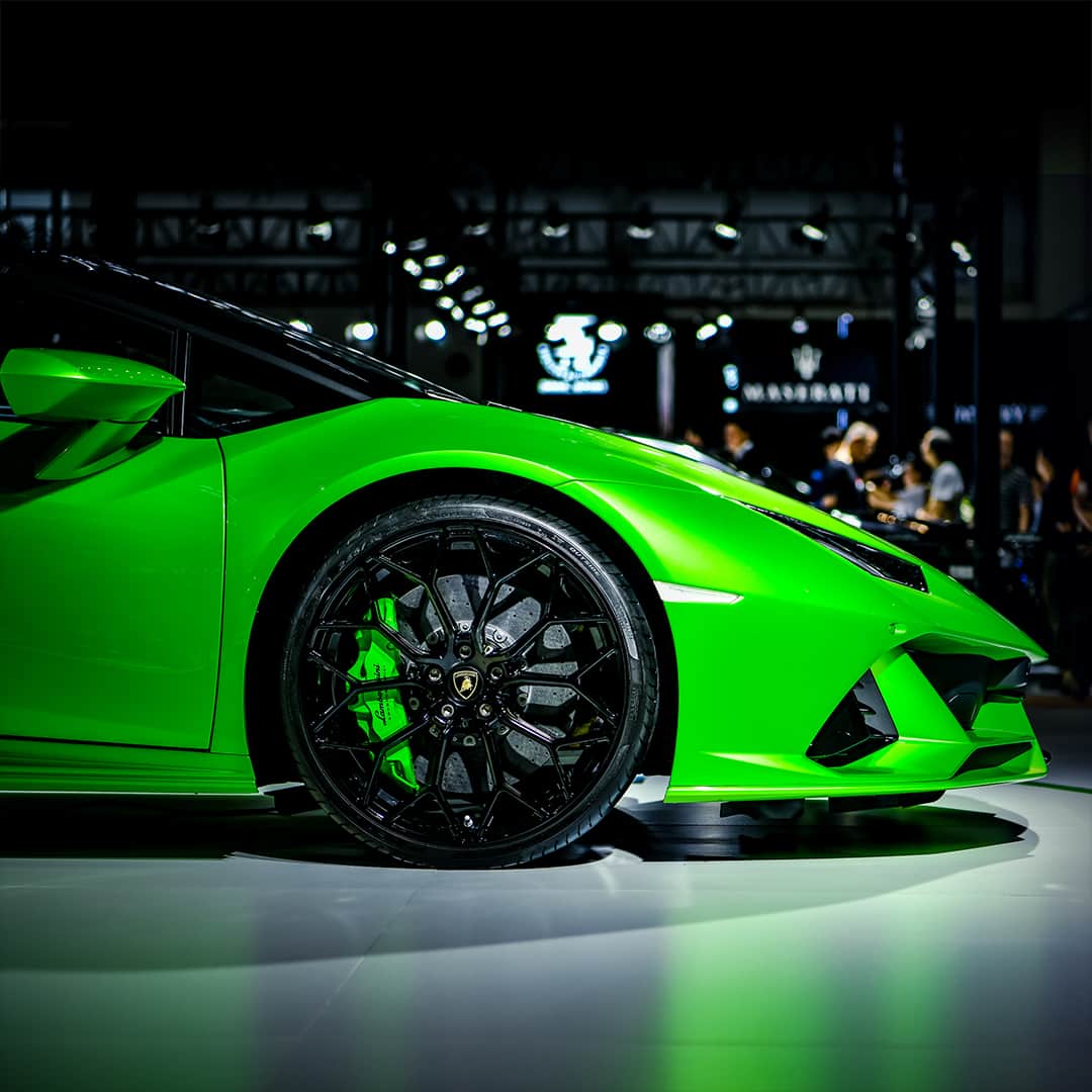 ランボルギーニのインスタグラム：「Attitude, style, performance. That’s the combination we brought to the 2019 Shenzhen-Hong Kong-Macao International Auto Show with our full product lineup.  #Lamborghini #AventadorS #HuracanEVOSpyder #Urus #SinceWeMadeItPossible #EveryDayAmplified」