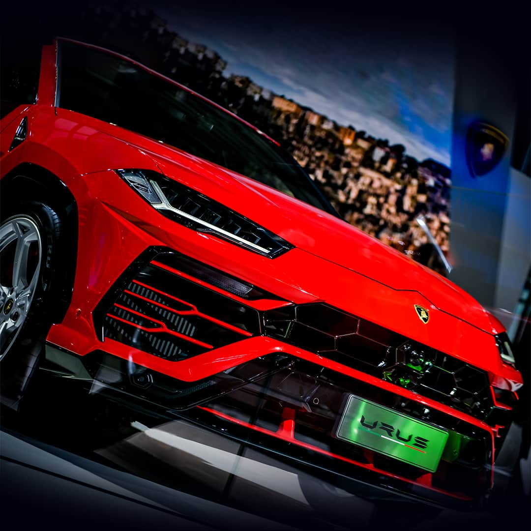 ランボルギーニさんのインスタグラム写真 - (ランボルギーニInstagram)「Attitude, style, performance. That’s the combination we brought to the 2019 Shenzhen-Hong Kong-Macao International Auto Show with our full product lineup.  #Lamborghini #AventadorS #HuracanEVOSpyder #Urus #SinceWeMadeItPossible #EveryDayAmplified」6月22日 1時00分 - lamborghini