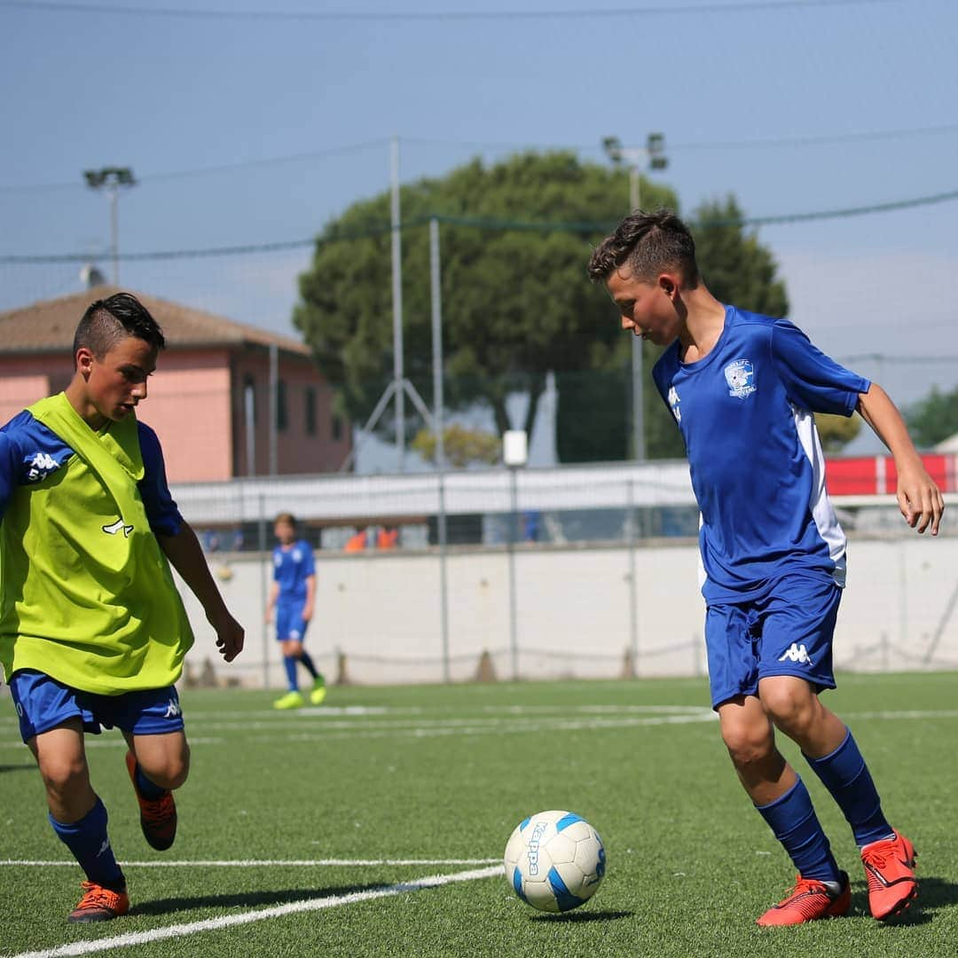 エンポリFCさんのインスタグラム写真 - (エンポリFCInstagram)「⚽️ Sta per terminare la secondasettimana di #EmpoliGiovaniCamp al Centro Sportivo di Monteboro 📸📸📸」6月22日 1時08分 - empoli_fc_official