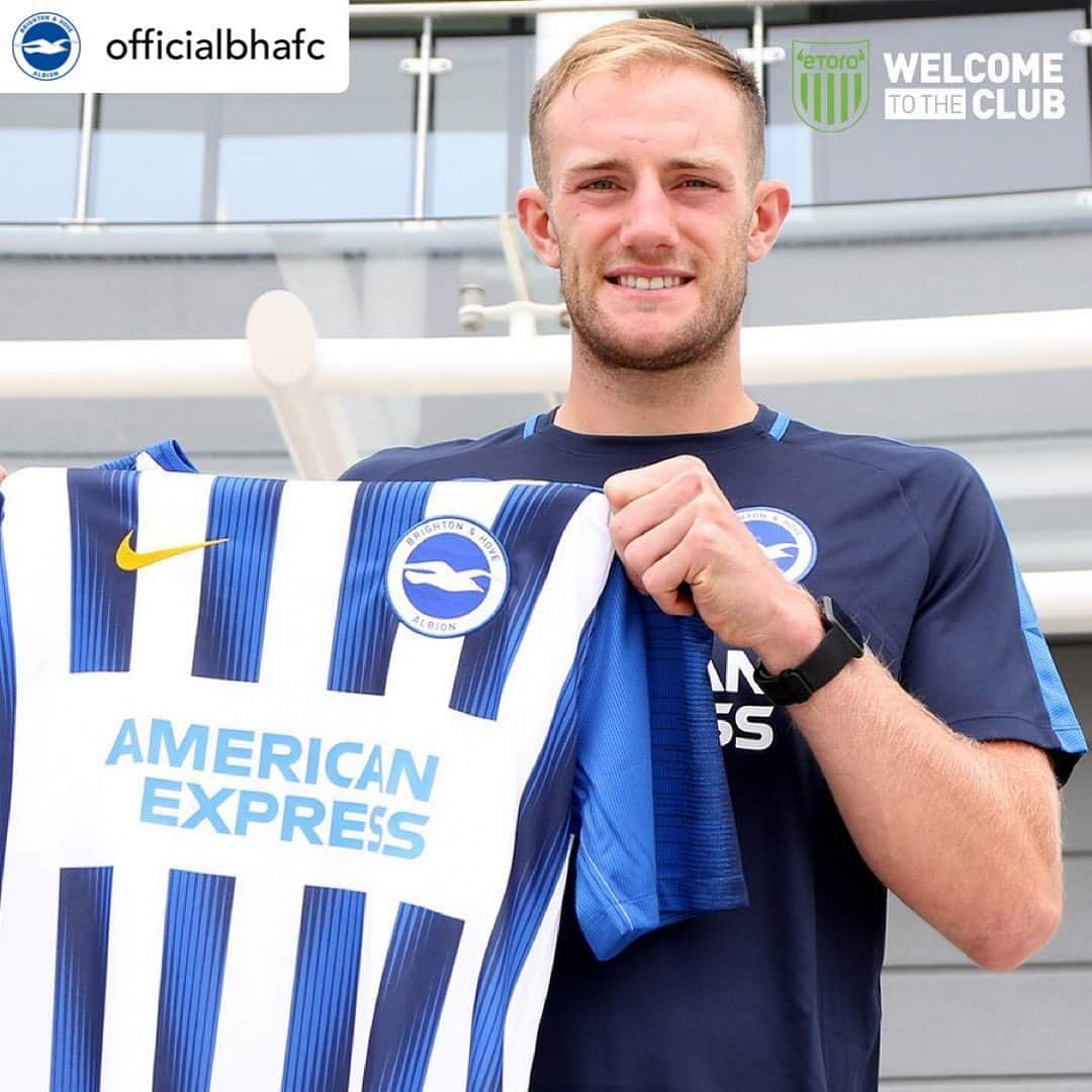 プレミアリーグさんのインスタグラム写真 - (プレミアリーグInstagram)「#Repost  @officialbhafc ✍️ The club are delighted to announce the signing of Matt Clarke! 📲 Breaking news brought to you by @etoro_official #BHAFC 🔵⚪️ #PL #PremierLeague」6月22日 1時35分 - premierleague