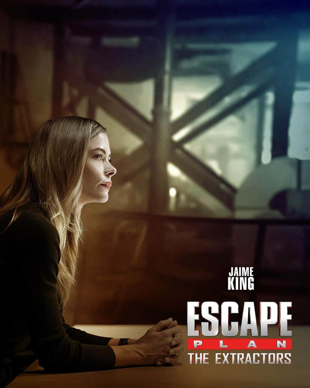 ジェイミー・キングさんのインスタグラム写真 - (ジェイミー・キングInstagram)「Don’t miss ESCAPE PLAN: THE EXTRACTORS out and available to stream on July 2! 💥💯」6月22日 1時43分 - jaime_king