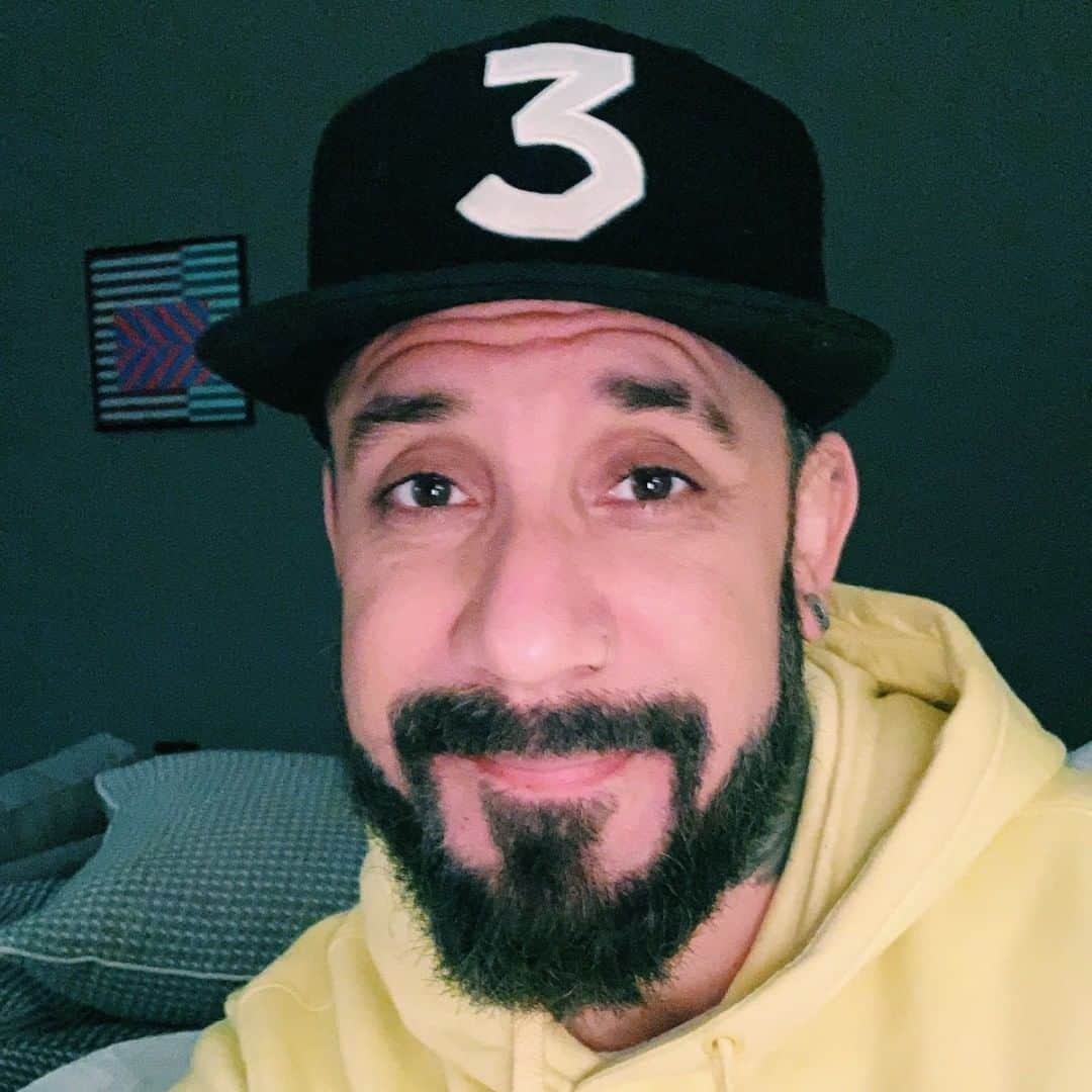 A.J.さんのインスタグラム写真 - (A.J.Instagram)「Just wanted to check in and say how much fun I’ve been having on this tour! #DNAWorldTour #KTBSPA」6月22日 2時24分 - aj_mclean