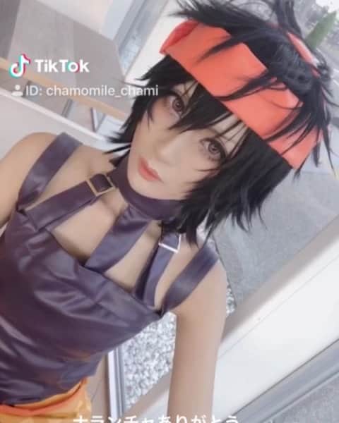 のインスタグラム：「ナランチャありがとう…ジョジョ本当にありがとう… TikTokとインスタ更新！ ツイートはこちら💁‍♀️ https://twitter.com/chamomi017/status/1142108669246492672?s=21 #jojocosplay #jojosbizarreadventure #ナランチャ #コスプレ #ピッツァ #giogio #giogiocosplay #jojo #ジョジョの奇妙な冒険 #ジョジョの奇妙な冒険黄金の風 #コスプレイヤー 写真も投稿しましたこちら💁‍♀️ https://twitter.com/chamomi017/status/1142101201657319424?s=21 #コスプレ撮影 #コスプレイヤーカモミール #cosplaygirl  コスプレ/ナランチャ・ギルガ 🌼🌼🌼🌼🌼 ジョジョの奇妙な冒険 第5部 黄金の風 #ジョジョコスプレ #GIOGIOコスプレ #jojo_anime #jojocosplayer #ジョジョラー #ナランチャギルガ #エアロスミス #スタンド使い #大好き #ありがとう 🌼🌼🌼🌼🌼」