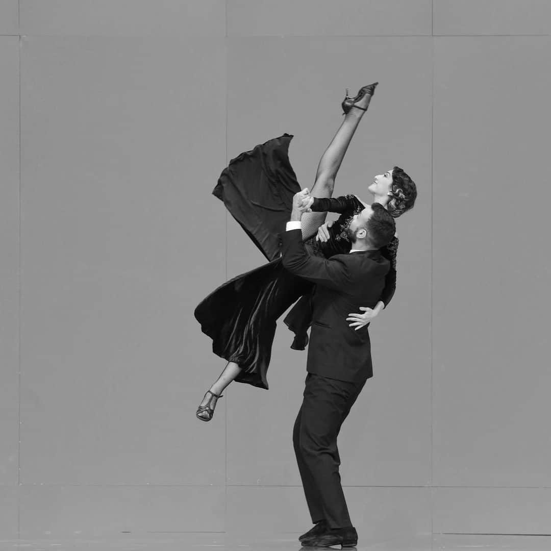 カールラガーフェルドさんのインスタグラム写真 - (カールラガーフェルドInstagram)「Celebrating Karl's love for the creative arts, the #KarlForever memorial included incredible performances by musicians, actors, models and dancers. #KARLFOREVER2019」6月22日 2時50分 - karllagerfeld