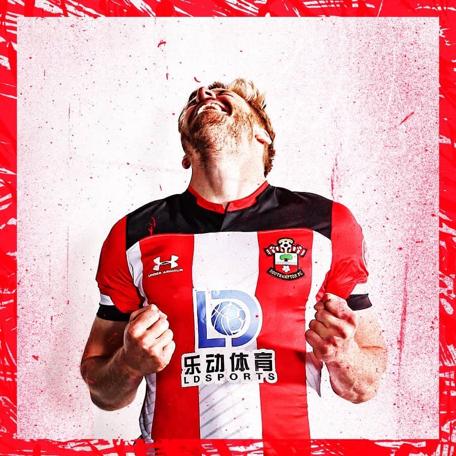 サウサンプトンFCさんのインスタグラム写真 - (サウサンプトンFCInstagram)「Heading into the weekend like... 🤗  #FridayFeeling | #saintsfc 😍↔️」6月22日 2時52分 - southamptonfc