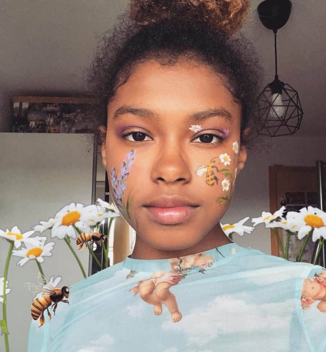 Instagramさんのインスタグラム写真 - (InstagramInstagram)「“I think selfies themselves are pretty boring, so I like to spice them up a bit,” says 14-year-old Tamara Burri (@tamaraburri_). “I express myself through my pictures and how I edit them. It’s really fun to play with makeup and create something with your face, even though you have to wash it off at the end of the day.” Photo illustration by @tamaraburri_」6月18日 6時03分 - instagram