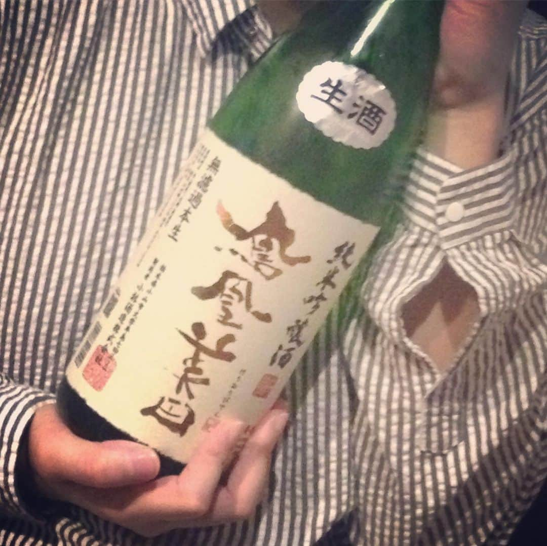 きたばさんのインスタグラム写真 - (きたばInstagram)「#令和 になってからのんで美味しかった  #日本酒 をとりあえず！！！！まとめたんで！！！！ 撮り忘れたけど #花垣にごり がマジでうまかったっす！！ 万が一痛風になったら首くくります！！😾😾😾🚪☠️ #まかろにステーション #ギャビン  は、 #モデル芸人  僕は、 #タピオカ は苦手です😓  #fashion #sake #酒蔵  #tiktok はやってません💧💧」6月18日 6時25分 - macaroni_gram_kitaba