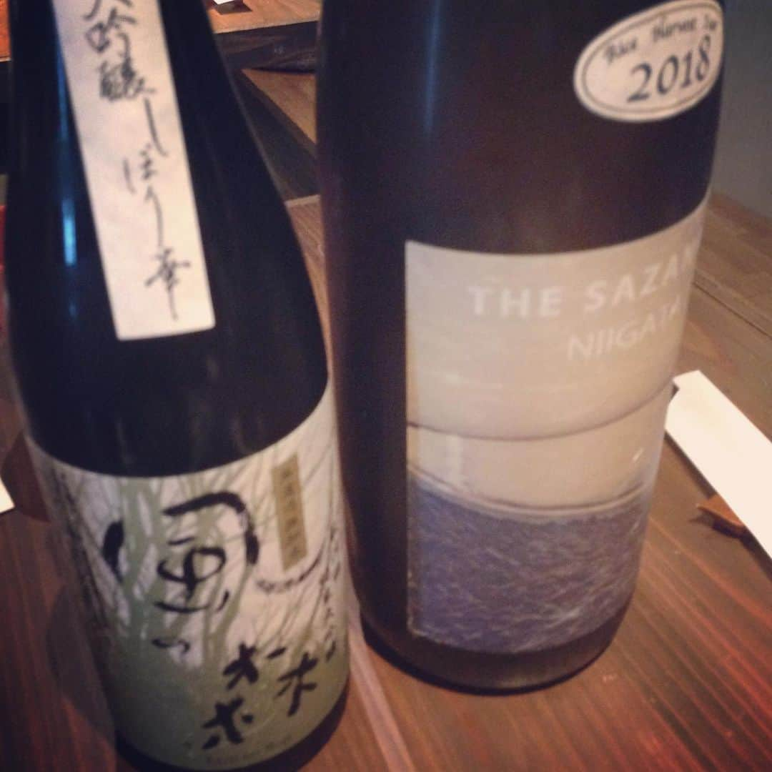 きたばさんのインスタグラム写真 - (きたばInstagram)「#令和 になってからのんで美味しかった  #日本酒 をとりあえず！！！！まとめたんで！！！！ 撮り忘れたけど #花垣にごり がマジでうまかったっす！！ 万が一痛風になったら首くくります！！😾😾😾🚪☠️ #まかろにステーション #ギャビン  は、 #モデル芸人  僕は、 #タピオカ は苦手です😓  #fashion #sake #酒蔵  #tiktok はやってません💧💧」6月18日 6時25分 - macaroni_gram_kitaba