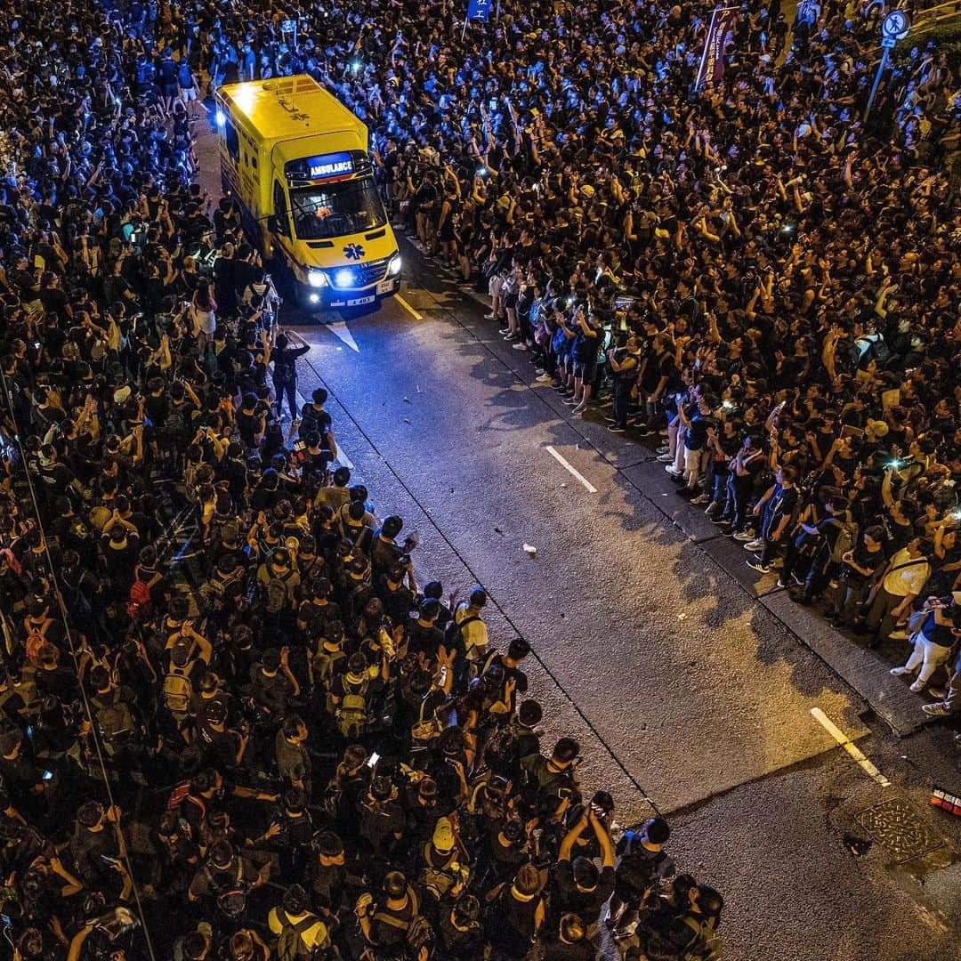 TIME Magazineさんのインスタグラム写真 - (TIME MagazineInstagram)「Prominent freedom campaigner Joshua Wong (@joshua1013) was released from prison on June 17, a day after one of the largest street protests in #HongKong’s history forced an apology from the city’s top official over a divisive extradition bill. Wong, 21, was completing a three-month sentence for his role in the 2014 #democracy protests. His release offers a morale boost to youthful protesters and has the potential to make the authorities nervous. Huge numbers of Hongkongers again brought the city’s downtown areas to a standstill as they peacefully marched against a legislative amendment that would allow fugitives to be extradited to #China for the first time. The death of a 35-year-old man on Saturday, who fell from scaffolding after hoisting a banner denouncing the extradition bill, gave added emotional force to the marchers, who hailed him as a martyr to the Hong Kong #freedom movement. In these photographs: demonstrators clear a path for an ambulance; post-it notes carry protest messages on the wall of a stairway near the Legislative Council building; Wong speaks to the media shortly after his released; and a yellow raincoat is held up in memory of the protester who fell to his death. Read more at the link in bio. Photographs by @lamyikfei—@nytimes/@reduxpictures, @carl_court—@gettyimages, @antwallace—@afpphoto/@gettyimages」6月18日 6時29分 - time