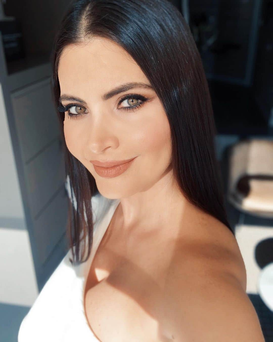 Chiquinquira Delgadoさんのインスタグラム写真 - (Chiquinquira DelgadoInstagram)「Bye jetlag! Gracias @yslbeauty @rebecatfigueroa #yslbeautylover」6月18日 6時41分 - chiqui_delgado