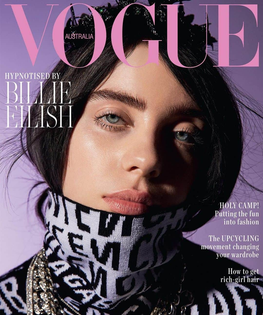 Vogue Australiaさんのインスタグラム写真 - (Vogue AustraliaInstagram)「We’re hypnotised by #BillieEilish, our July cover star ✨ “As grateful as I am for the appreciation and the love, honestly, I’ve become numb to it. I remember the first couple of times people called me the face of pop or pop’s new It girl… it kind of irked me,” #BillieEilish tells Vogue of being crowned the ‘new face of pop’ in the July 2019 issue. “The weird thing about humans is we [think we] have to label everything, but we don’t.” Hit the link in the bio to read more from Eilish’s cover story now. Photographed by @jesse_lizotte, styled by @jilliandavison, Vogue Australia, July 2019.」6月18日 7時01分 - vogueaustralia