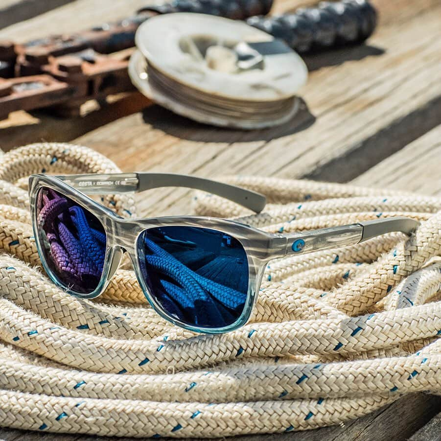 Costa Sunglassesさんのインスタグラム写真 - (Costa SunglassesInstagram)「Inspired by the sharks they protect... We've partnered with @OCEARCH on new frames and colors inspired by the sharks that help keep our ocean’s ecosystems balanced. Learn more at the link in our bio. #SeeWhatsOutThere #DontFearTheFin」6月18日 7時14分 - costasunglasses