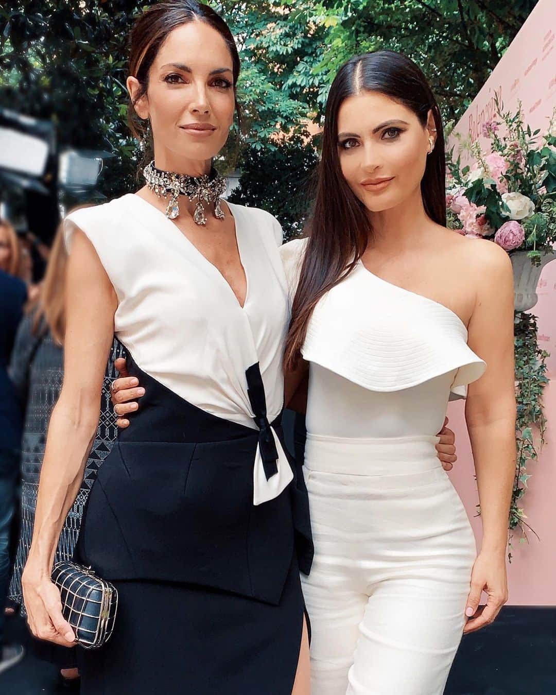 Chiquinquira Delgadoさんのインスタグラム写真 - (Chiquinquira DelgadoInstagram)「Al fín @eusilva ! 😁 gustazo verte #balenciagaexhibition」6月18日 7時27分 - chiqui_delgado