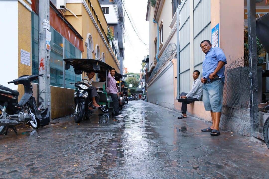 Shunsuke Miyatakeのインスタグラム：「Guys chilling after the rain.」