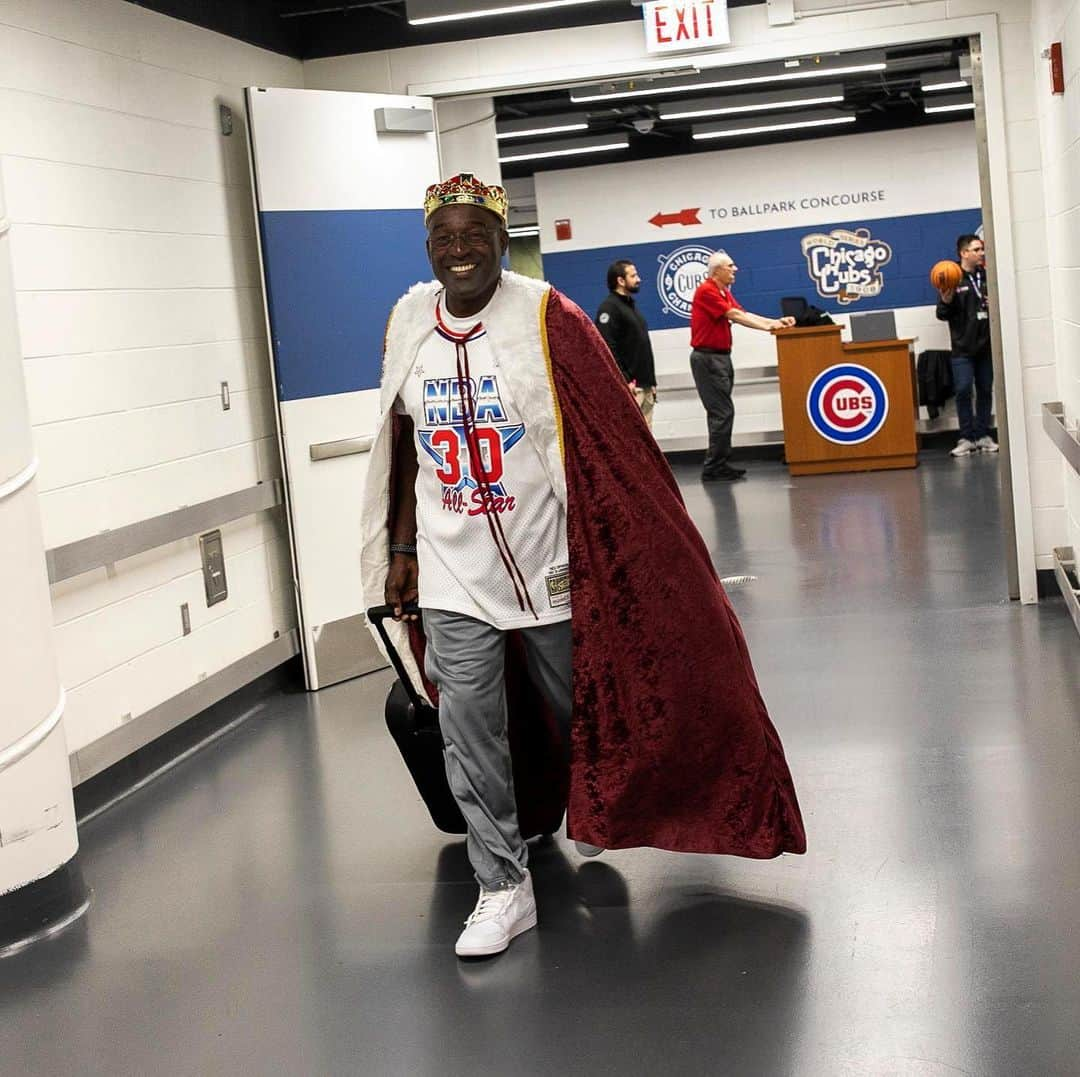 シカゴ・カブスさんのインスタグラム写真 - (シカゴ・カブスInstagram)「Happy birthday to #Cubs bullpen coach Lester Strode! #EverybodyIn」6月17日 23時00分 - cubs