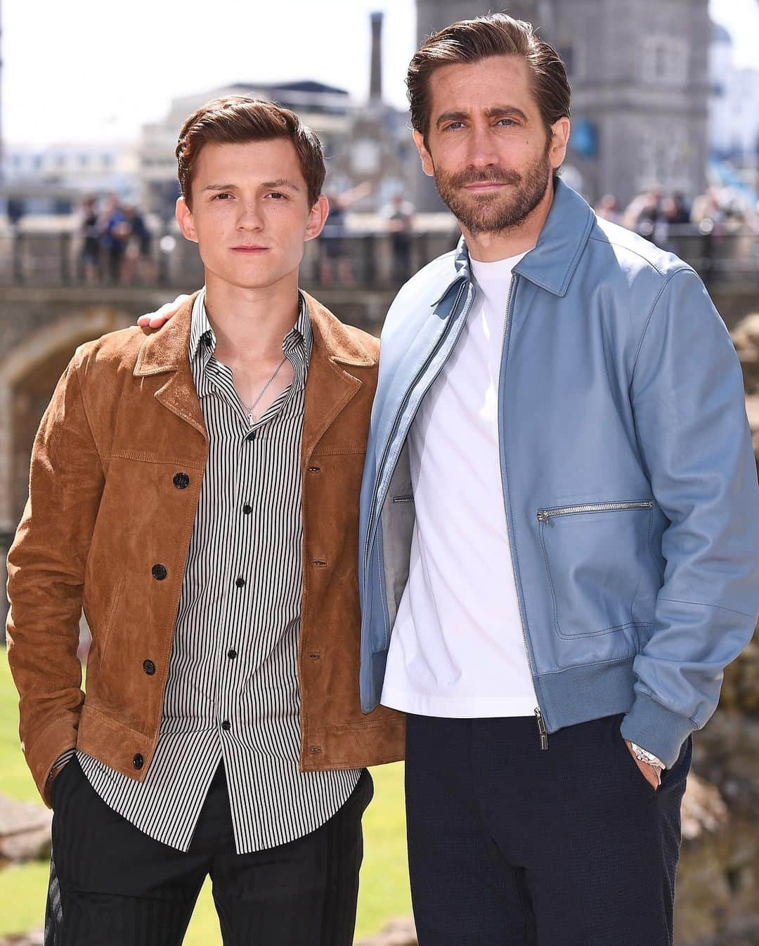 Just Jaredさんのインスタグラム写真 - (Just JaredInstagram)「@zendaya @jakegyllenhaal and @tomholland2013 together at their London photo call for @spidermanmovie! See more on JustJared.com now #SpiderManFarFromHome Photos: @gettyimages」6月17日 22時54分 - justjared