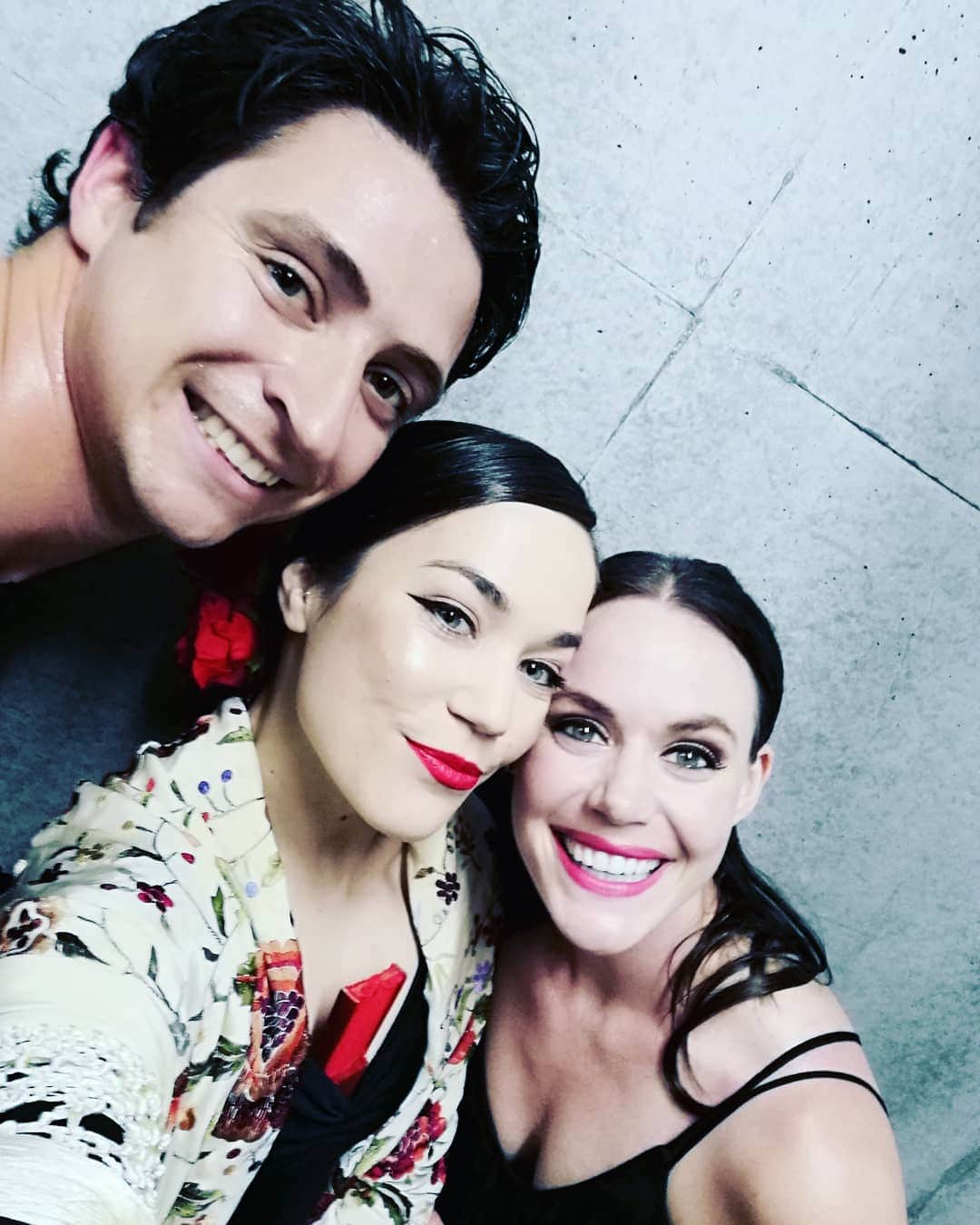 セリア・ロブレドさんのインスタグラム写真 - (セリア・ロブレドInstagram)「Starting the week sharing some memories from #foi 💖 I was so happy I had the chance to see you again @tessavirtue17 and @scottmoir14 😘😘😘😘😘 I miss seeing you skate every day」6月17日 23時23分 - celia_robledo