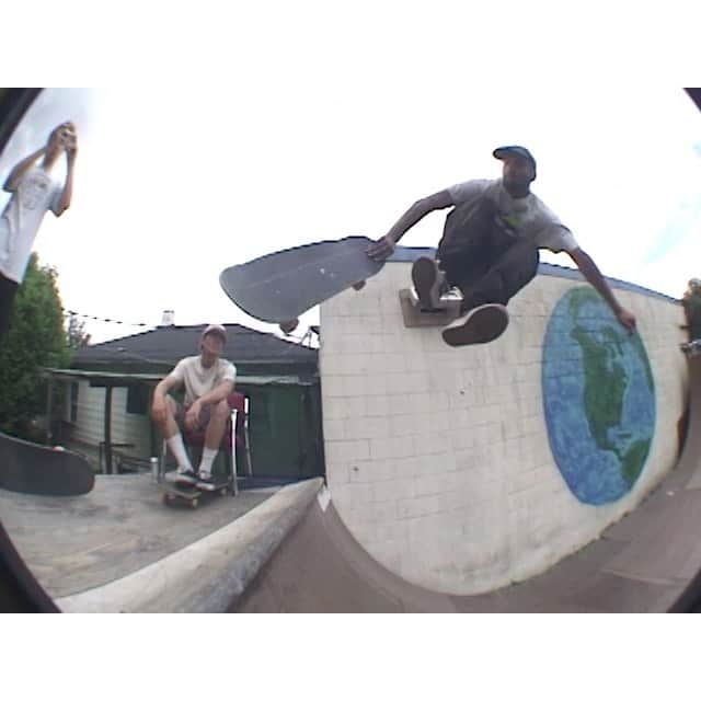 スラッシャーのインスタグラム：「🌎 @dopeplanetvideomagazine Volume 3 is LIVE on ThrasherMagazine.com 📡 🎬 @josh_mclaughlin」