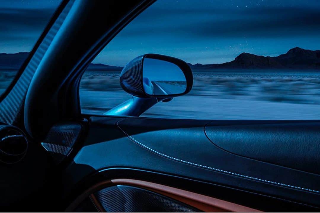 McLaren Automotiveさんのインスタグラム写真 - (McLaren AutomotiveInstagram)「Every time you look at the night sky you’re looking back in time. The furthest object you can see with the naked eye is the Andromeda Galaxy – that’s 2.5 million light years away. Star gazing in Death Valley in the #720SSpider.」6月18日 0時20分 - mclarenauto