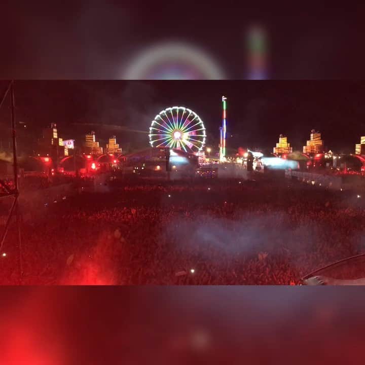 のインスタグラム：「Should we still release this song?! 🧐🤔」