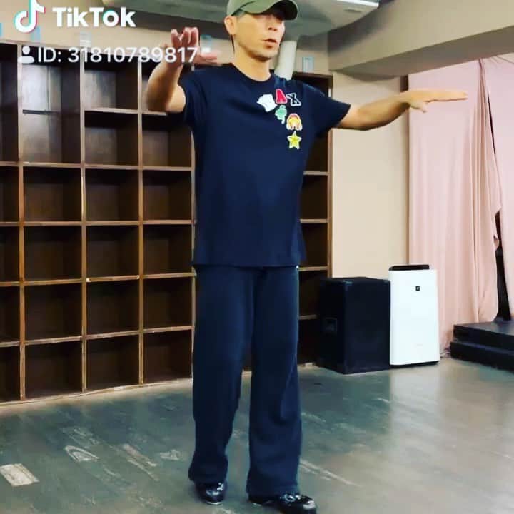 火口秀幸のインスタグラム：「#tapdance #吉本坂46 #RED #HIDEBOH #思ってたんと違う」